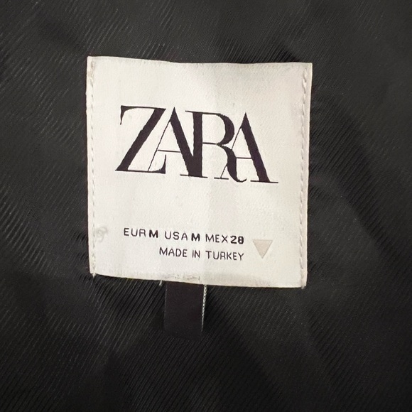 Zara Oversized Black Vest, Size M - Picture 4 of 4